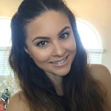 Amber Jade (@amberjademez)