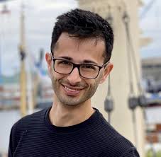 UCBerkeleyLaw @BerkeleyLaw @BerkeleyLaw linkedin.com/in/ berkeleylawllm/  llm@law.berkeley.edu Contact us via WhatsApp by sc