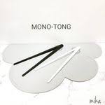 100均セリアのタフボックスは cdやdvdだけでなく小物収納に便利な商品です 中に100円ショップの仕切りケースを入れ 文房具や薬 救急セット 化粧品など小物類を収納しました 白色のシンプルな収納グッズなのでホワイトインテリアとも相性が良いです タフボックスの