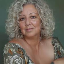 Bea Atkins's Instagram, Twitter & Facebook