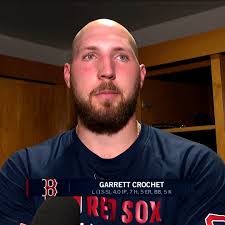 CLUTCH. Chase Bradley is our Beast of the East 💪 Hockey East