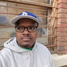 Tarik Robinson's Instagram, Twitter & Facebook