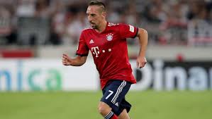 Am kommenden wochenende tritt der fc bayern nach der pleite in der champions league. Kurios So Sah Der Erste Vertrag Von Franck Ribery Beim Fc Bayern Aus German Site