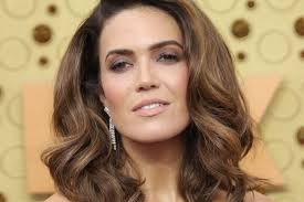 Explore leading skincare products for your skincare and body care today! Mandy Moore Emmys Skin The Route Was Super Glowy And Fresh Stylecaster