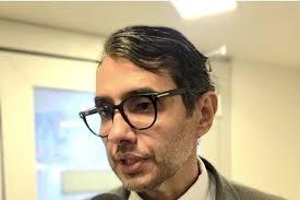 André Gadelha questiona em vídeo privilégios na segurança pessoal de João Azevêdo