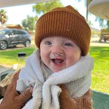 Who are the classmates from Royal Oaks neighborhood?