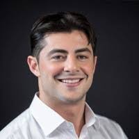 Gina Harvey's Instagram, Twitter & Facebook