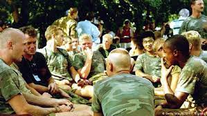 Knjiga koja je pod naslovom srebrenica: Srebrenica Massacre Dutch Peacekeepers Partly Responsible Court Rules Europe News And Current Affairs From Around The Continent Dw 27 06 2017