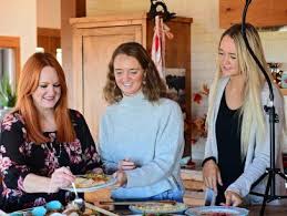 Ree drummond food network recipes cooking recipes healthy recipes cooking games healthy sweets free recipes pioneer woman recipes pioneer women. What To Watch This Weekend Start Planning For Turkey Day Fn Dish Behind The Scenes Food Trends And Best Recipes Food Network Food Network