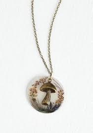 Be Toadstool My Heart Necklace Mod Retro Vintage Necklaces Modcloth Com Cute Jewelry Jewelry Vintage Necklace