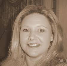 Julie Ragle's Instagram, Twitter & Facebook