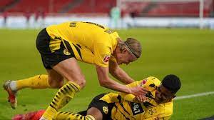 Tanguy coulibaly (vfb stuttgart) right footed shot from the right side of the box is blocked. Bqvh73sydnpbdm