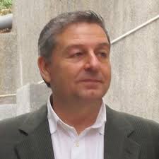 X 上的Chris Szabo：“A cool summer evening in Caniço de Baixo