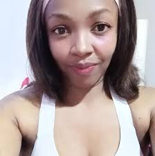 Una mujer como yo no tiene miedo de que la cambien por otra, tiene miedo de  la mentira, del engaño y la hipocresía. No le da miedo quedarse sola, sólo  lucha por