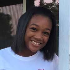 Erika Tran's Stockdale High School Bio