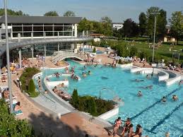 Piscine De Rixheim Habsheim Centre Nautique Ile Napoleon Prix Piscine Piscine 10m2 Piscine Urbaine