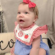 You guys! Look at her! She's so stinking cute! This has to be before LHOTP.