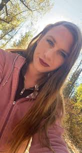 Awww...the girls ❤️...tolerating us!