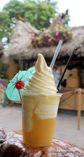 Review Tiki Juice Bar And Dole Whip In Disneyland The Disney Food Blog Disney Food Blog Disneyland Restaurants Disney World Food