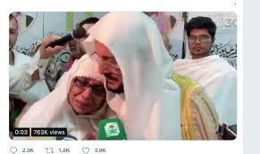 أفاد وزير الشؤون الدينية أحمد عظوم اليوم الجمعة ماي 2021 أن تونس لاتزال تنتظر قرار السلطات السعودية بخصوص موسم الحج. ÙˆØ²ÙŠØ± Ø³Ø¹ÙˆØ¯ÙŠ ÙŠÙ‚Ø¨Ù„ Ø­Ø§Ø¬Ø© Ø¹Ù„Ù‰ Ø±Ø£Ø³Ù‡Ø§ ÙØªÙ†Ù‚Ù„Ø¨ Ø§Ù„Ø¯Ù†ÙŠØ§ Ø¹Ù„Ù‰ Ø±Ø£Ø³Ù‡ Ø§Ù„Ø­Ø±Ø©