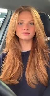 Jenny Gabriel's Instagram, Twitter & Facebook