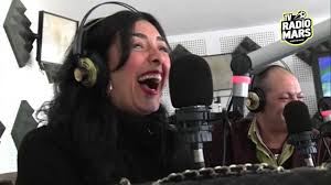 كان أناس يخرجون من أهليهم ليست معهم أزودة. Le Mari De Najat Khairallah Est Un Youtube