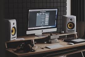 First thing first, check the audio software preferences making sure you are using the right audio interface for your recording session. Best Free And Paid Daws For Beginners And Pros Top In 2020