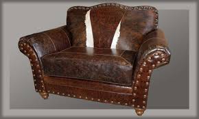 Enjoy the pleasure of real leather while still living within your budget. Western Royalty Oversize Chair Western Passion