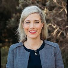 Career Essentials' Podcast with Dr Suzy Green