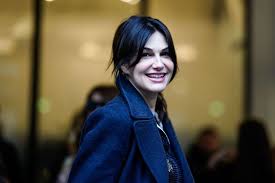 Tous les films de sexe femmes belges nues les plus chauds dont vous aurez jamais besoin sur nuespournous.com. La Belgique D Helena Noguerra