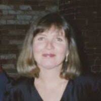 Denise Pyle's Instagram, Twitter & Facebook