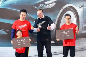 On the morning of april 21, 2014, musk's with this kind of behavior, musk ran into a brick wall in china. Here S Why Tesla Ceo Elon Musk Was Dancing In China