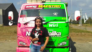 Dua tahun lalu, as juga kekurangan 30.000 sopir truk dan sempat kekurangan 20.000 sopir truk satu dekade lalu. Inilah 3 Sosok Janda Cantik Sopir Truk Demi Hidup Mandiri Netizen Daripada Minta Sama Suami Orang Halaman 2 Tribun Medan
