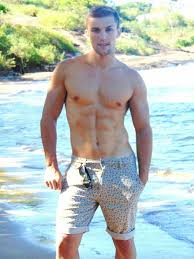 1/5 o 'antes' de mc vitinho (foto: Arthur Picoli O Estagigato E Candidato A Mister Brasil 2016