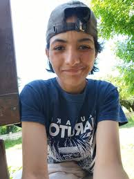 Ramona Barrios Alias Teresa mi mamá adoptiva y Simona rosa Barrios Alias  Silvia barrios son las únicas que saben la verdad y se negaron a hablar son  las dos mujeres que me