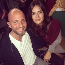Gökhan tepe, iki yıldır birlikte olduğu vokalisti aylin özer'le evleniyor. Yasemin Ozilhan On Instagram Sila