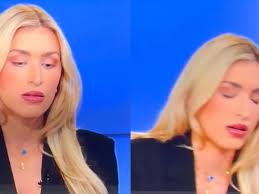 Video: comentarista de Fox News se desmayó durante transmisión en vivo  cuando discutía de política