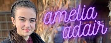 Elisa Potter's Instagram, Twitter & Facebook