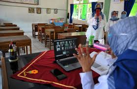 Paradigma baru manajemen pendidikan dalam rangka meningkatkan kualitas secara efektif dan efisien, perlu didukung oleh. Indonesia Go Id Begini Cara Sekolah Menjaring Penerima Kuota Internet Gratis