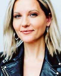 Connie Irving's Instagram, Twitter & Facebook