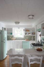 beach cottage kitchens