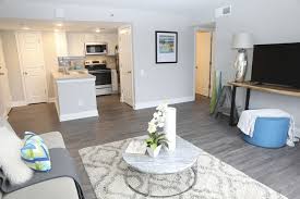 Lovely studio barn apartment, stay with the horses and goats on 12 private acres minutes from downtown lexington. Park Plaza Apartments Lexington Ky Apartment Finder