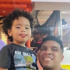 La famosa "Unitranca" ¿Conocen la historia? En este vídeo-crónica de  Ernesto McCausland se recopila el macabro hallazgo en la ciudad de  Barranquilla. Ese fue el "Carnaval de la muerte". *Comparte*