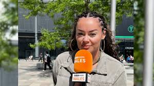 What are your go to sunny day songs?