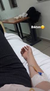 fake story serumlu kol acil hastane gece fotograf vucut fotografciligi serum