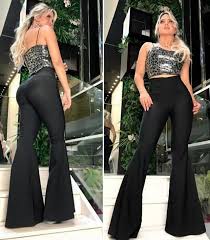 Calça De Couro Boca De Sino Condessa Closet On Instagram O Que E Essa Calca Mega Flare Com O Melhor Tecido Montaria Do Mercado Alem De Ficar Calca Boca De Sino Ideias Fashion Closet