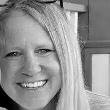 Jennifer Wickersham's Instagram, Twitter & Facebook