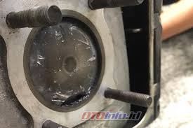 Silinder ini untuk gerakan membalik dengan cara membuka valve atau karena gaya gravitasi atau juga kekuatan spring. Perhatikan Pemasangan Piston 2 Tak Bisa Ambyar Jika Sembarangan Otoinfo Id
