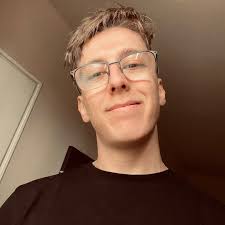 Sponge Bob square never got his________ license a . Milk shake license b .  Driving license. 🤔🤔🤔🤔🤔🤔🤔🤔🤔