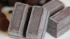 Comment Faire Fondre Du Chocolat Pour Un Glacage Ou Un Enrobage Faire Fondre Du Chocolat Fondre Du Chocolat Enrobage Chocolat